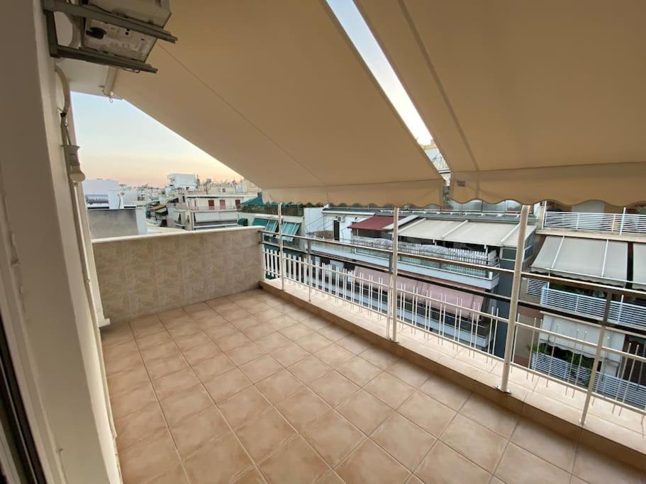 Pent House With Terrace Pireu Exterior foto